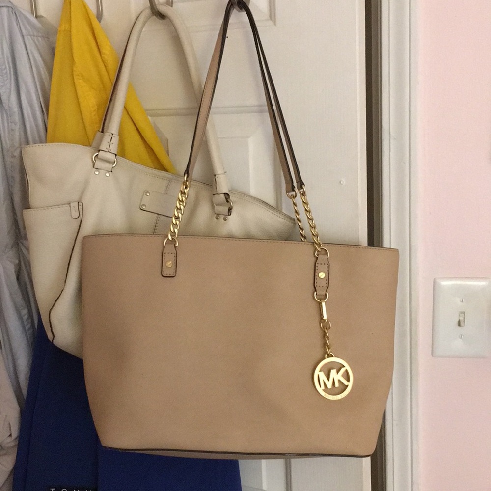 Michael Kors purse